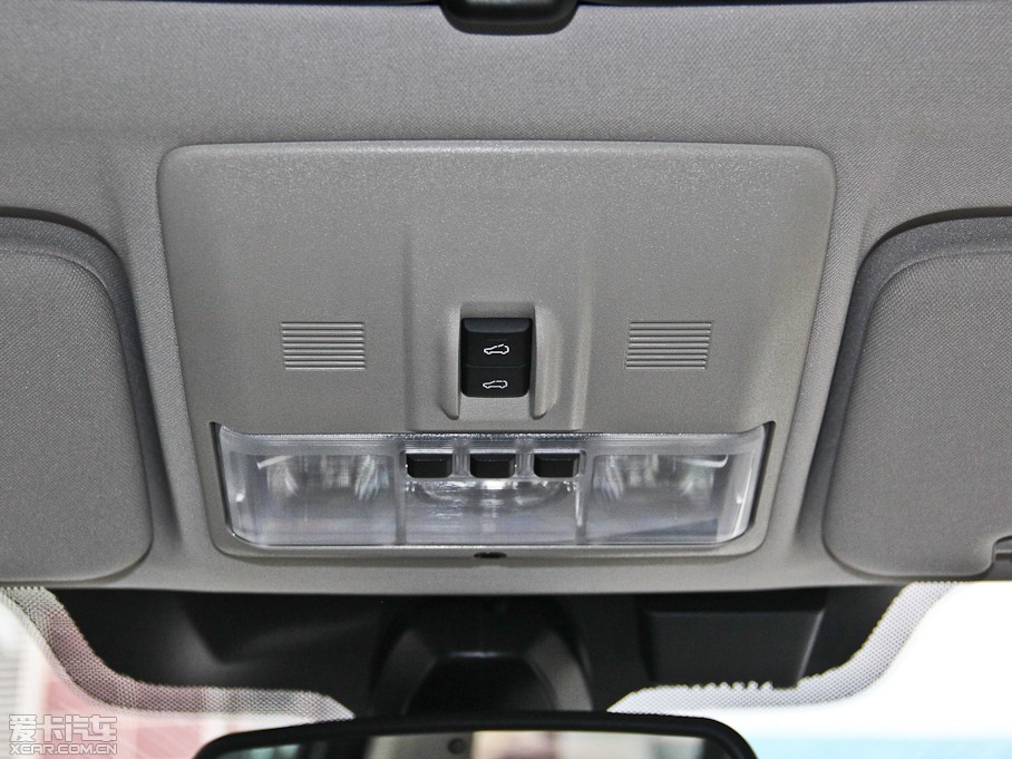 2014lF Ĵ 3.0 V6 XXV 25