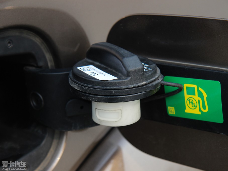 2014lF Ĵ 3.0 V6 SC HSE Luxury