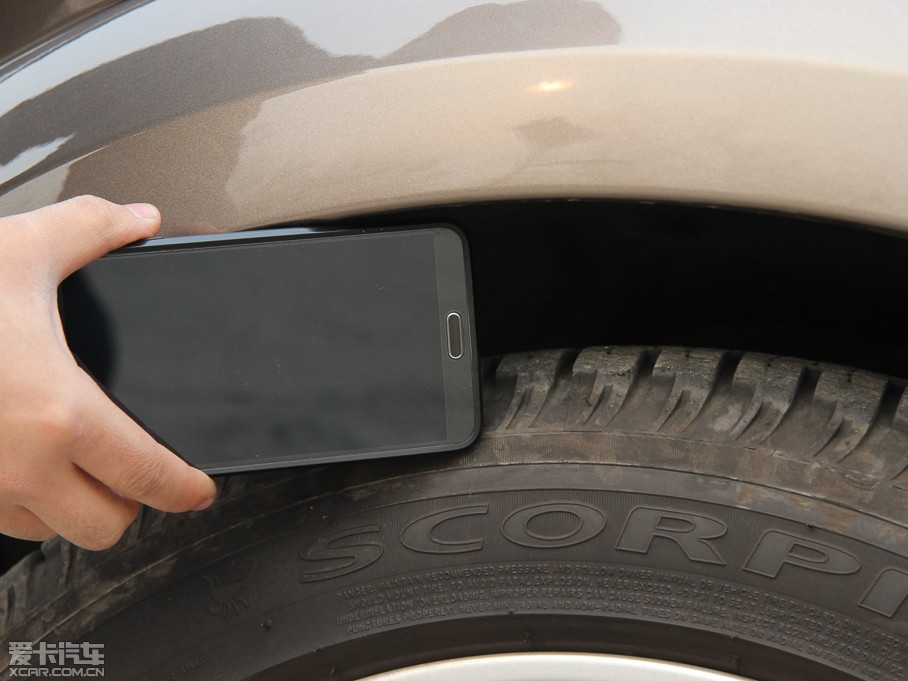 2014lF Ĵ 3.0 V6 SC HSE Luxury