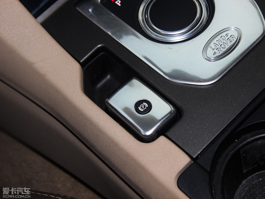 2014lF Ĵ 3.0 V6 SC HSE Luxury