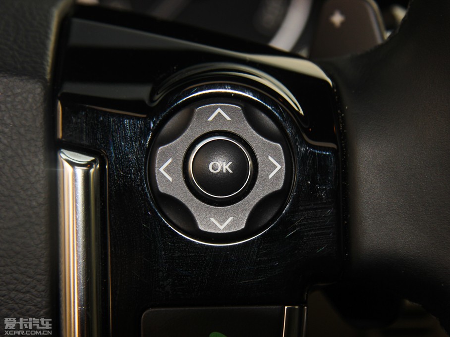 2014lF Ĵ 3.0 V6 SC HSE Luxury