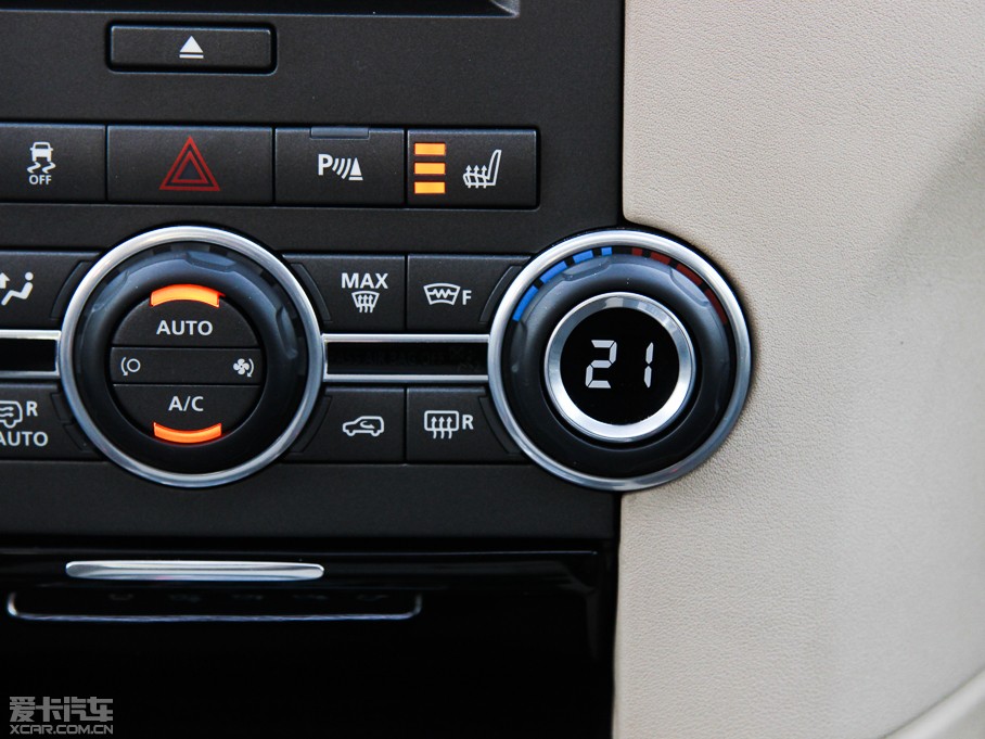 2014lF Ĵ 3.0 V6 SC HSE Luxury