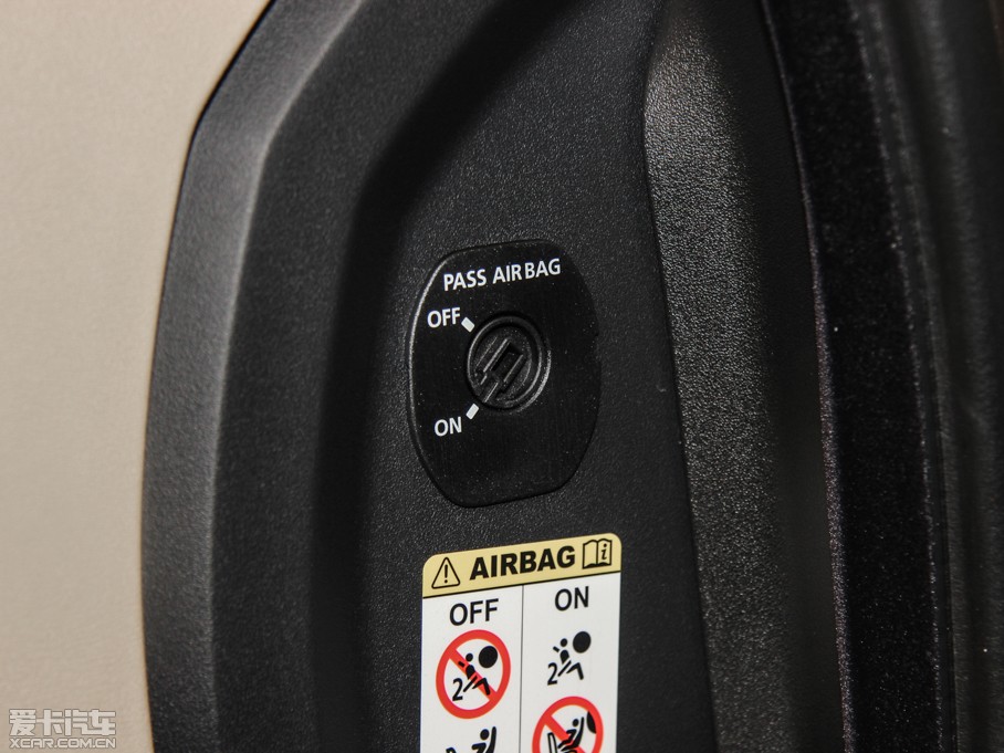 2014lF Ĵ 3.0 V6 SC HSE Luxury