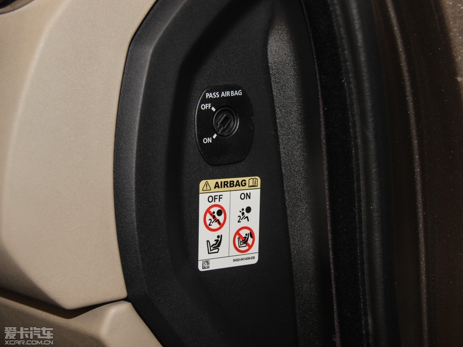 2014lF Ĵ 3.0 V6 SC HSE Luxury