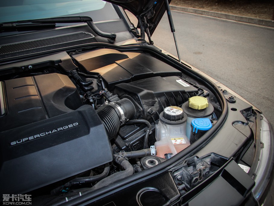 2014lF Ĵ 3.0 V6 SC HSE Luxury