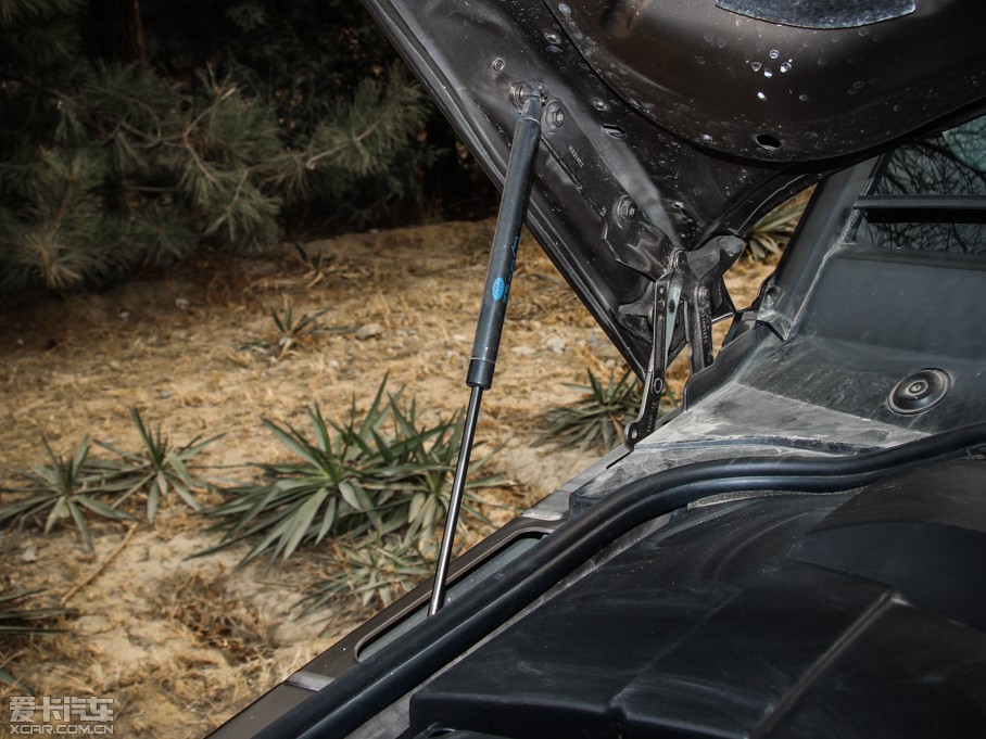 2014lF Ĵ 3.0 V6 SC HSE Luxury