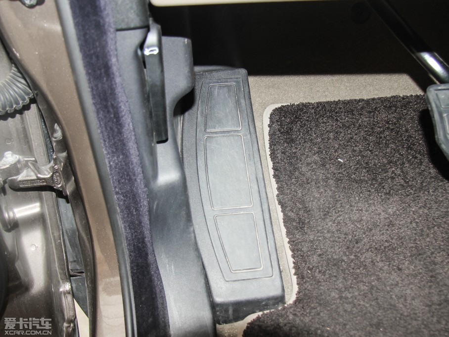 2014lF Ĵ 3.0 V6 SC HSE Luxury