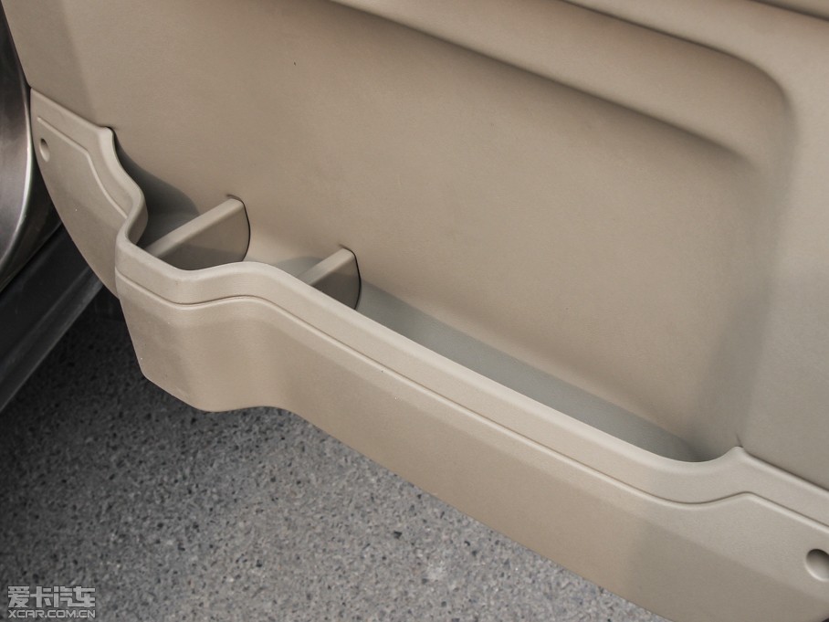 2014lF Ĵ 3.0 V6 SC HSE Luxury