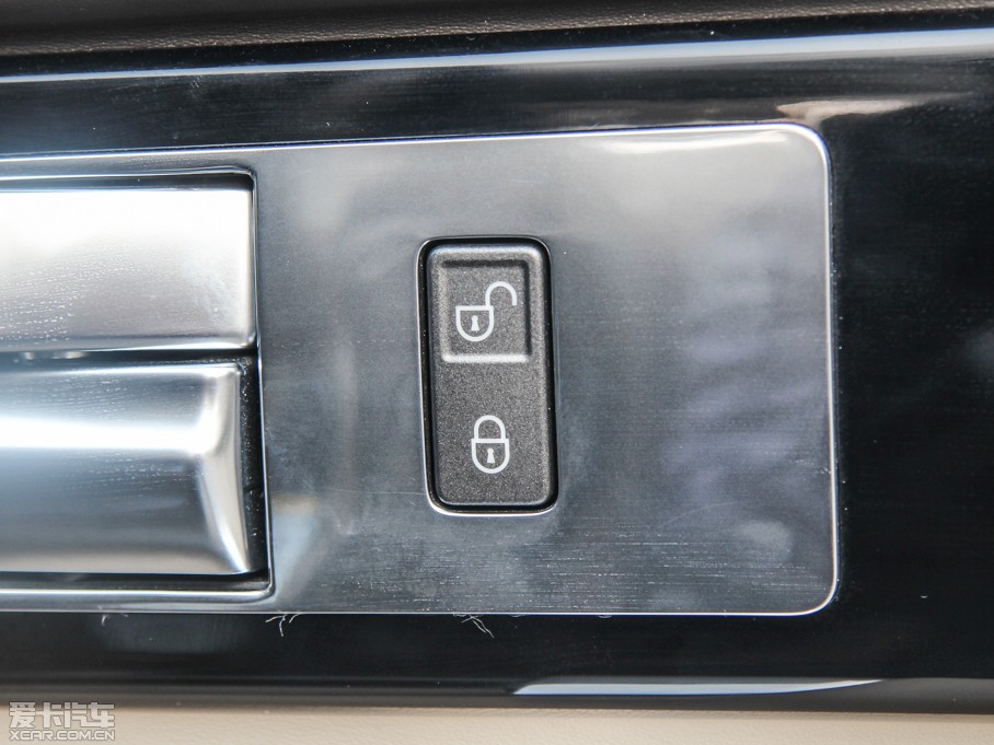 2014lF Ĵ 3.0 V6 SC HSE Luxury