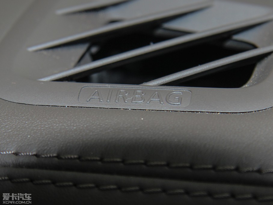 2014lF Ĵ 3.0 V6 SC HSE Luxury