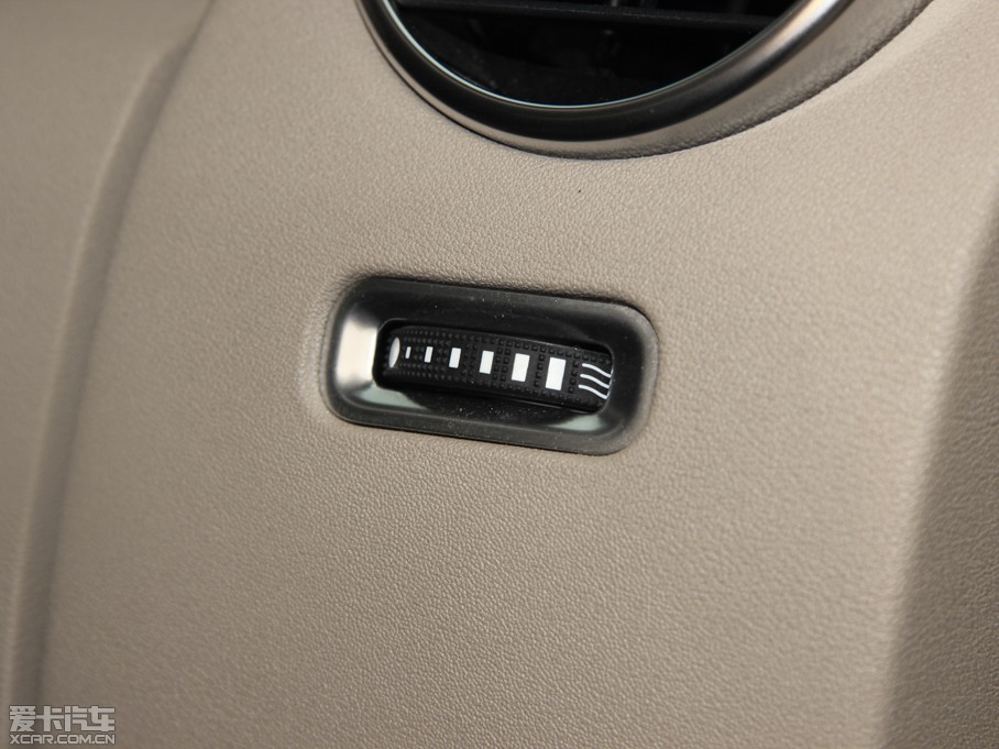 2014lF Ĵ 3.0 V6 SC HSE Luxury