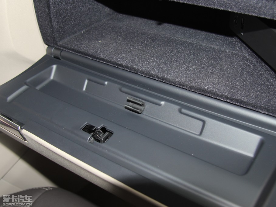 2014lF Ĵ 3.0 V6 SC HSE Luxury