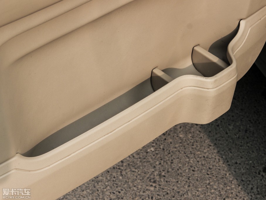 2014l(f)F(xin) Ĵ 3.0 V6 SC HSE Luxury