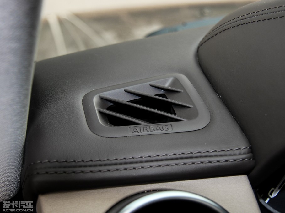 2014lF Ĵ 3.0 V6 SC HSE Luxury