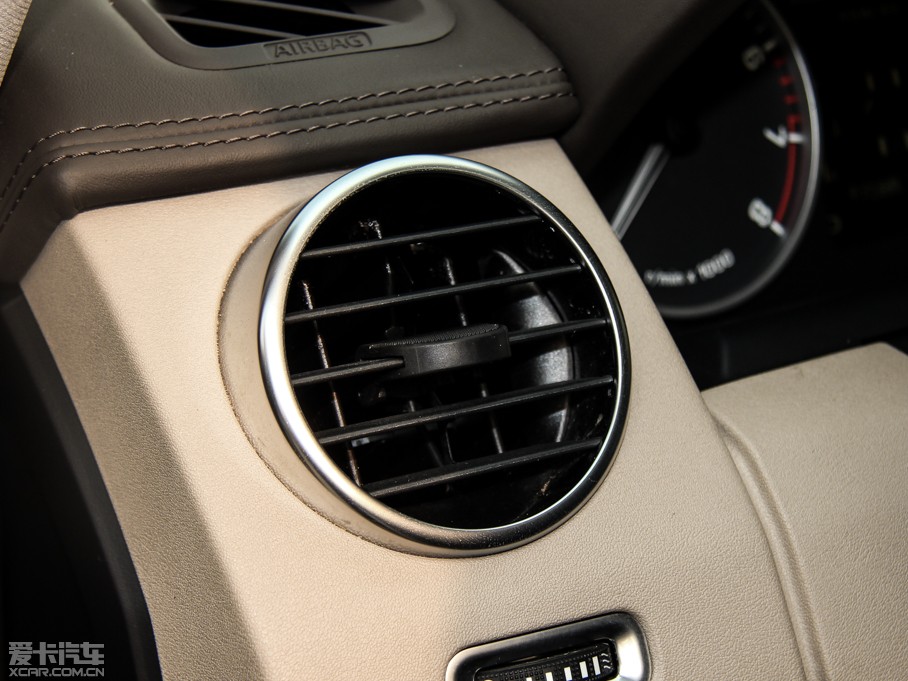 2014lF Ĵ 3.0 V6 SC HSE Luxury