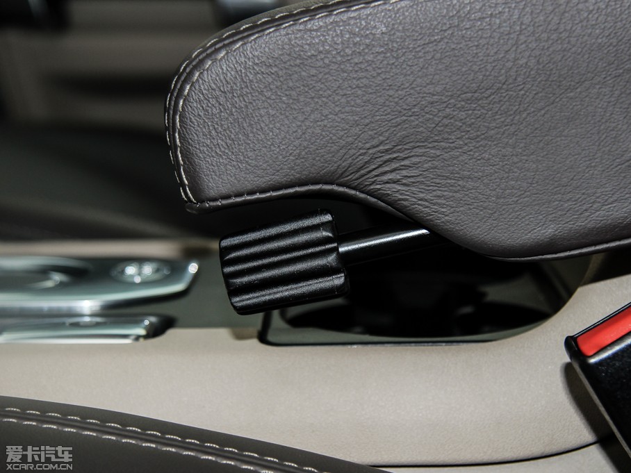 2014lF Ĵ 3.0 V6 SC HSE Luxury