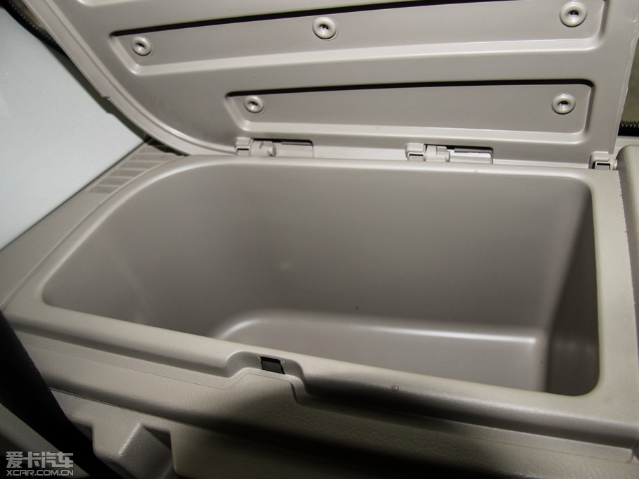 2014lF Ĵ 3.0 V6 SC HSE Luxury