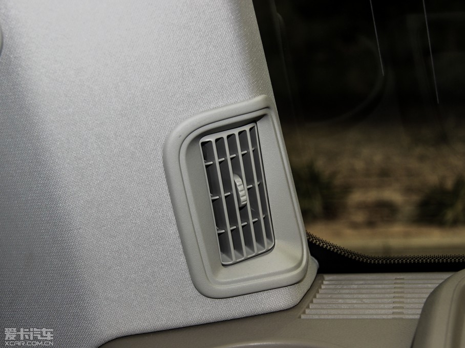 2014lF Ĵ 3.0 V6 SC HSE Luxury