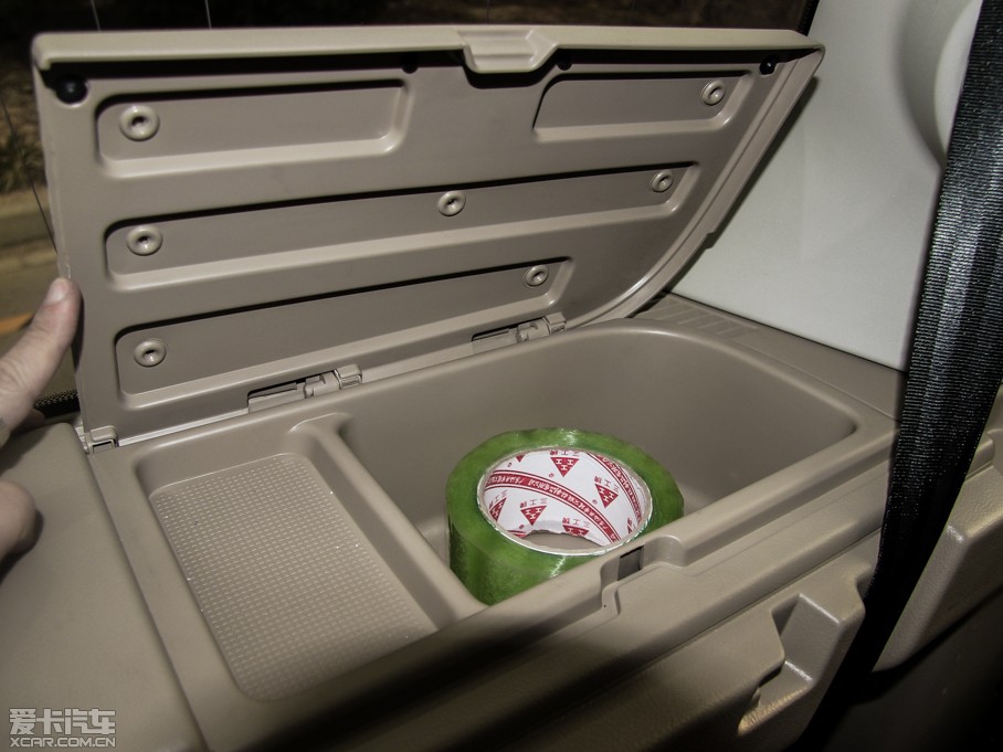 2014lF Ĵ 3.0 V6 SC HSE Luxury