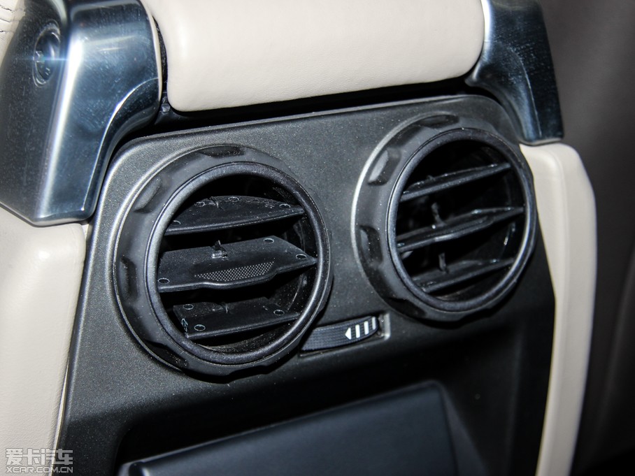 2014lF Ĵ 3.0 V6 SC HSE Luxury