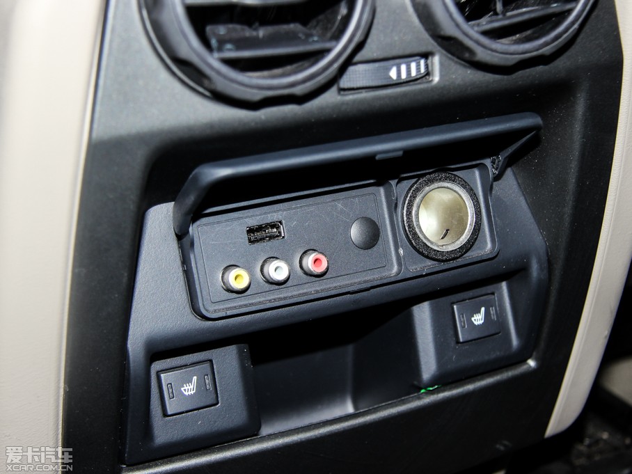 2014lF Ĵ 3.0 V6 SC HSE Luxury