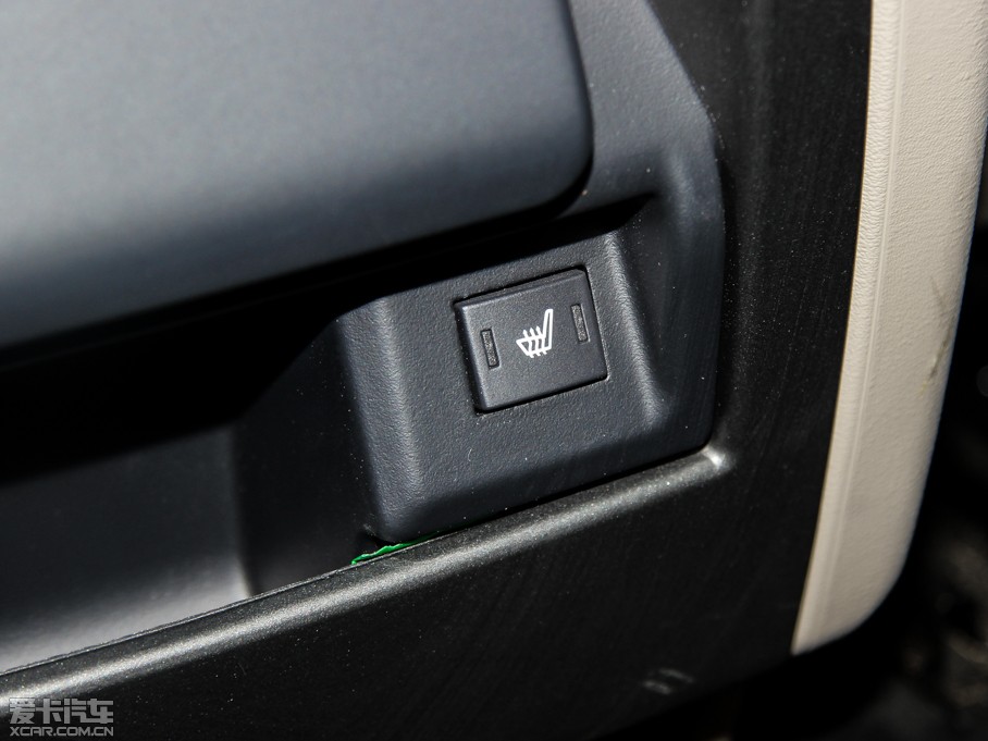 2014lF Ĵ 3.0 V6 SC HSE Luxury