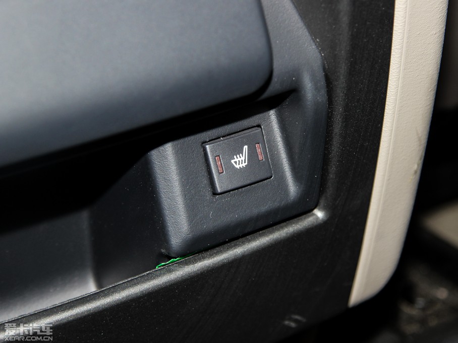 2014lF Ĵ 3.0 V6 SC HSE Luxury