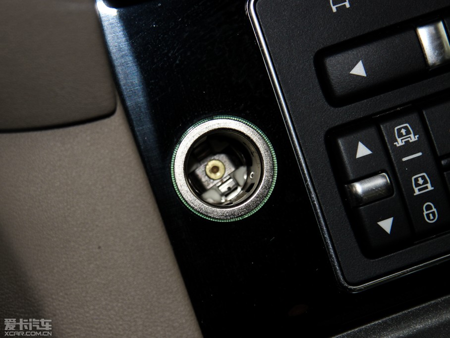 2014lF Ĵ 3.0 V6 SC HSE Luxury