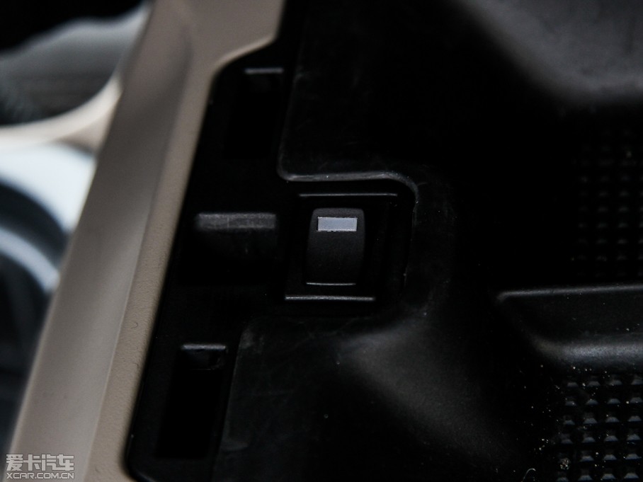 2014lF Ĵ 3.0 V6 SC HSE Luxury