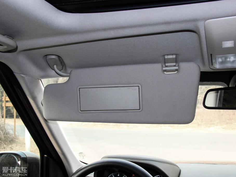 2014lF Ĵ 3.0 V6 SC HSE Luxury