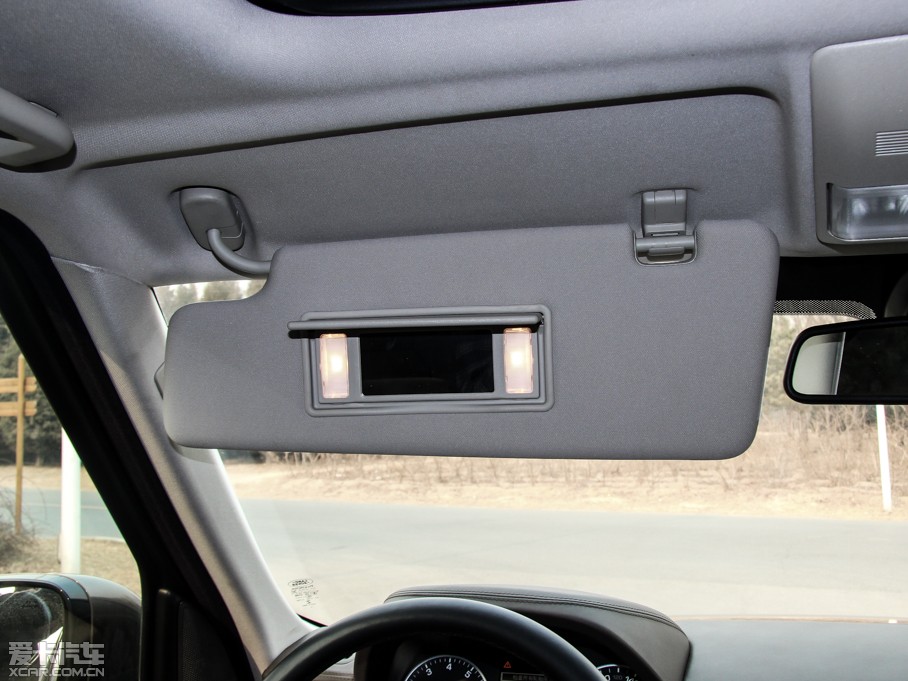 2014lF Ĵ 3.0 V6 SC HSE Luxury