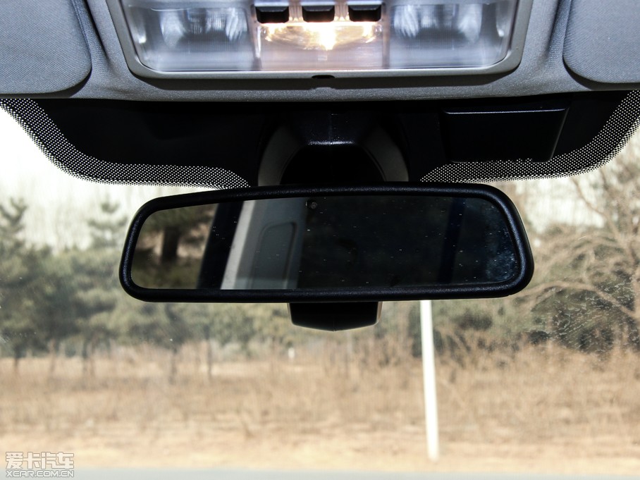 2014lF Ĵ 3.0 V6 SC HSE Luxury