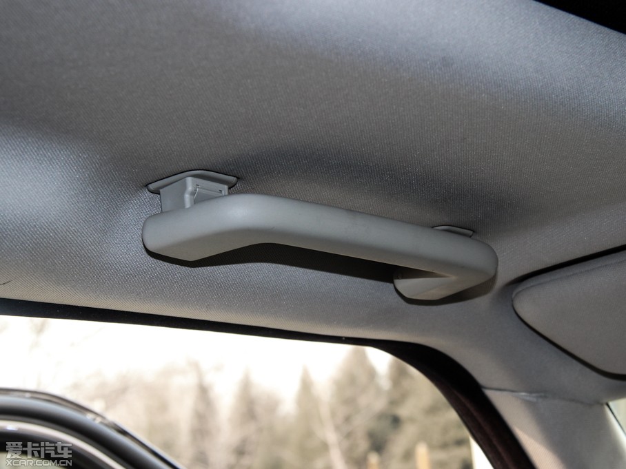 2014lF Ĵ 3.0 V6 SC HSE Luxury