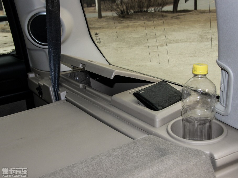 2014lF Ĵ 3.0 V6 SC HSE Luxury