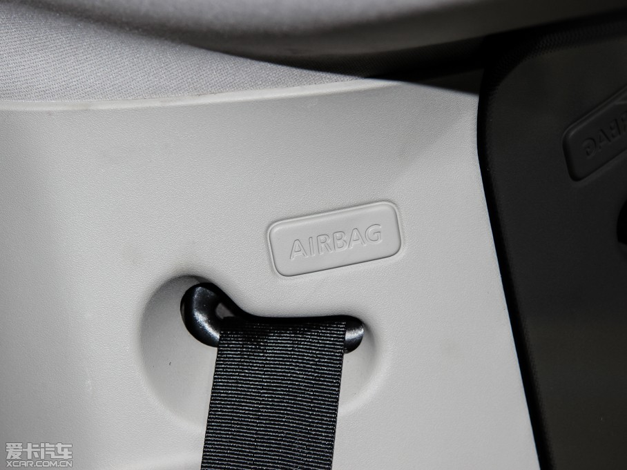 2014lF Ĵ 3.0 V6 SC HSE Luxury