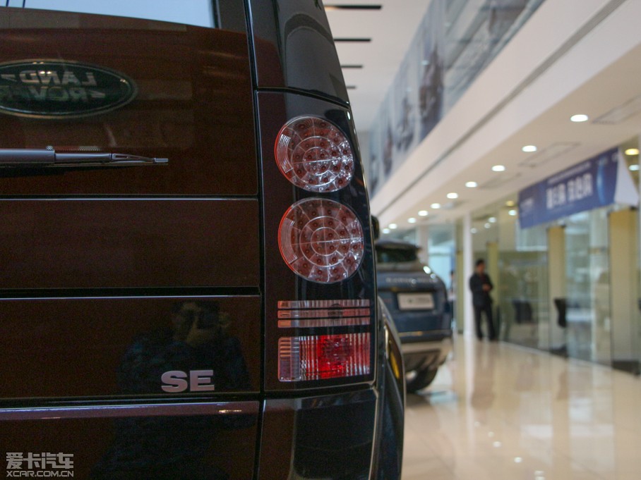 2014lF Ĵ 3.0 V6 SC SE