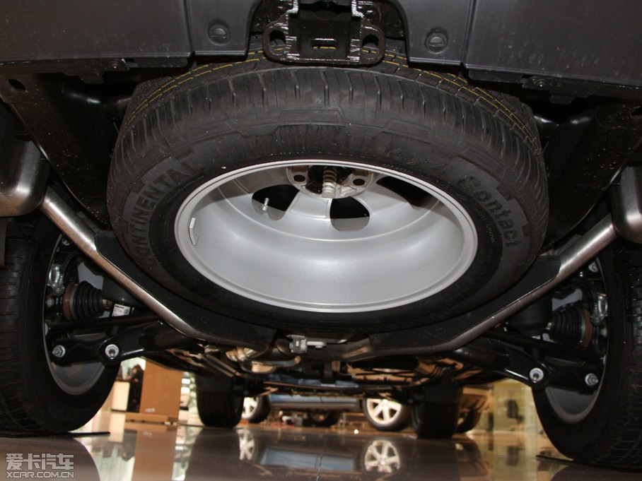 2014lF Ĵ 3.0 V6 SC SE