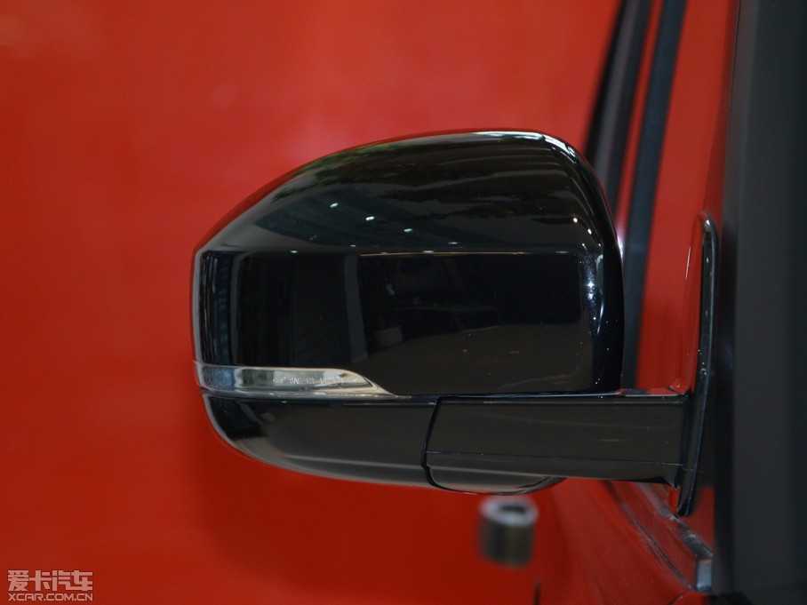 2014lF Ĵ 3.0 V6 SC SE