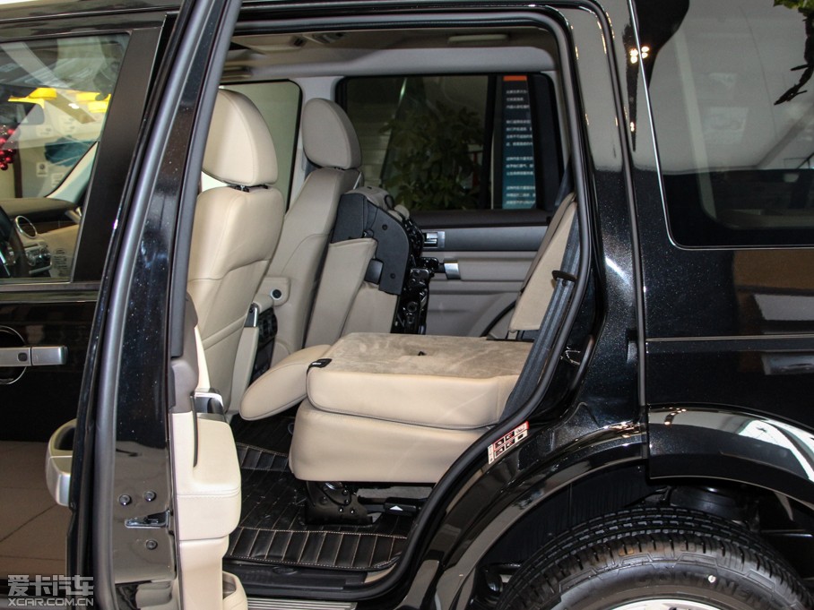 2014lF Ĵ 3.0 V6 SC SE