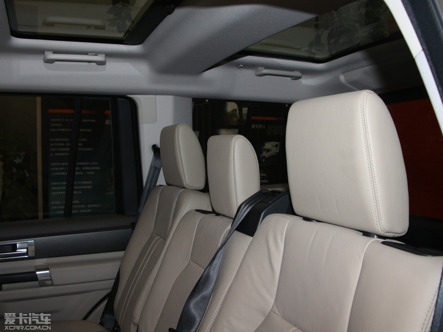 2014lF Ĵ 3.0 V6 SC SE