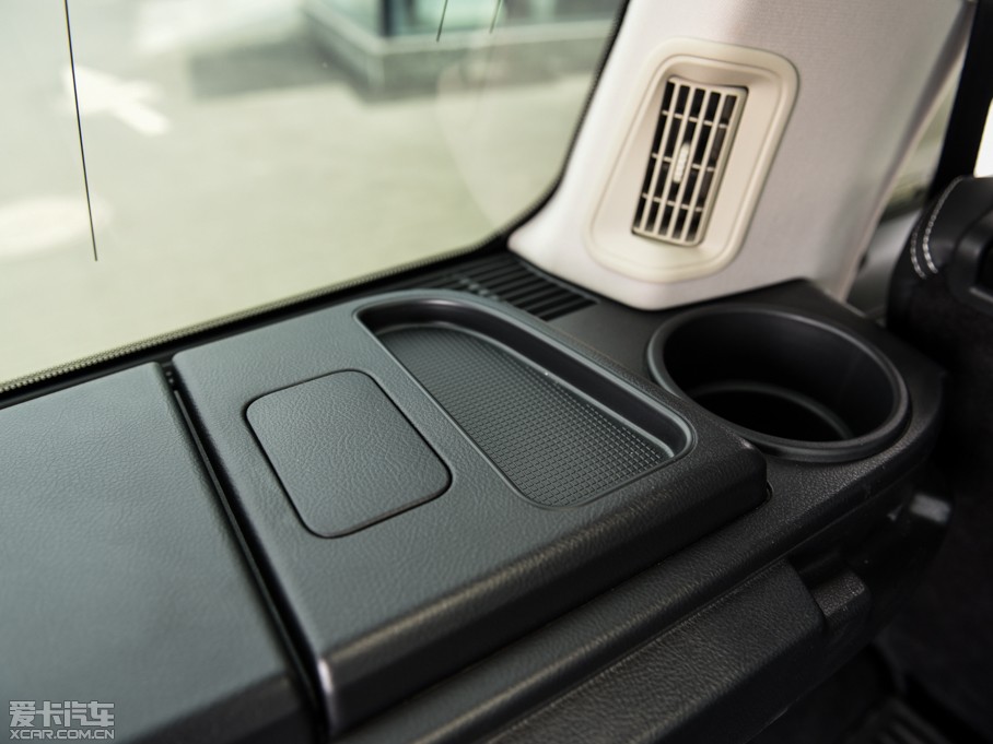 2014lF Ĵ 3.0 V6 XXV 25