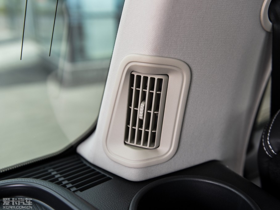 2014lF Ĵ 3.0 V6 XXV 25