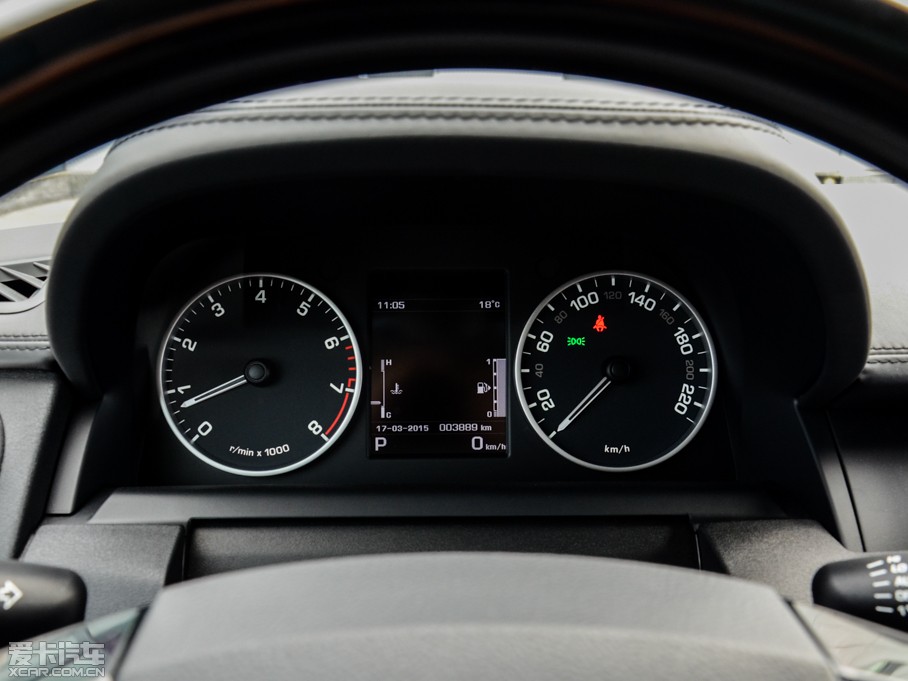 2014lF Ĵ 3.0 V6 XXV 25