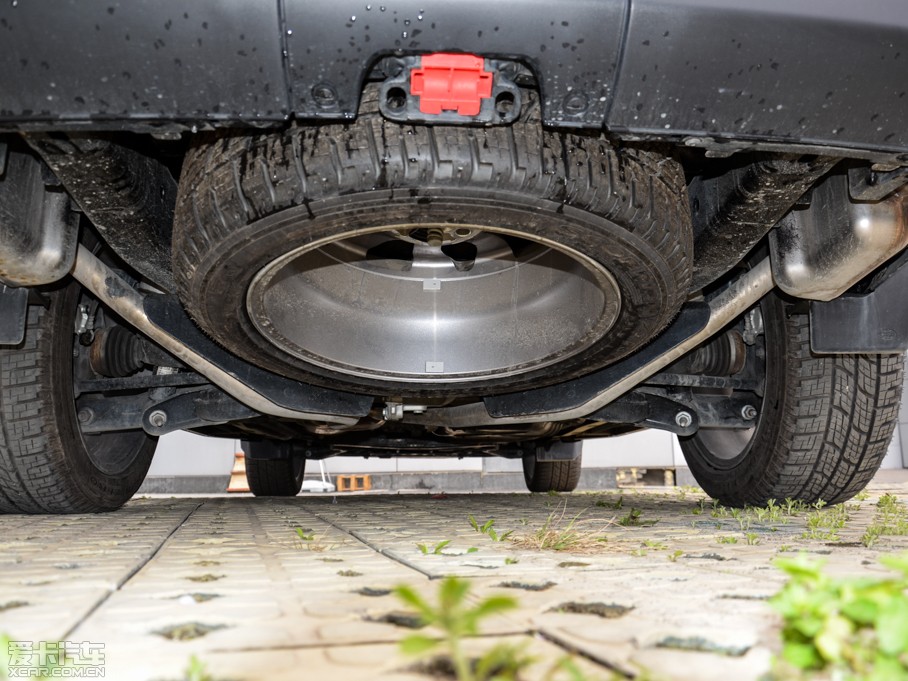 2014l(f)F Ĵ 3.0 V6 XXV 25