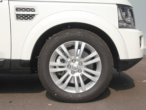 2014Ĵ 3.0 V6 SC SE ^