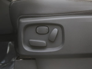 2014Ĵ 3.0 V6 SC SE {{(dio)(ji)