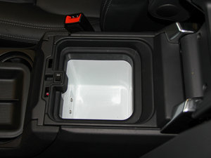 2014Ĵ 3.0 V6 SC HSE Luxury g