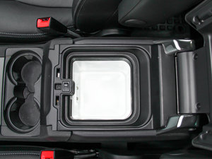 2014Ĵ 3.0 V6 SC HSE g