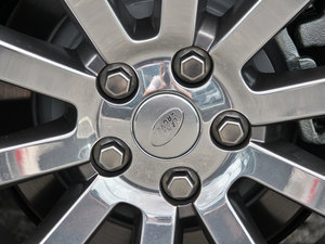 2014Ĵ 3.0 V6 XXV 25 ^