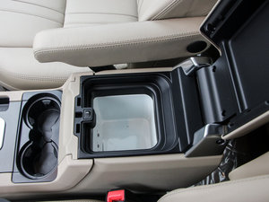 2014Ĵ 3.0 SDV6 HSE Ͱ g